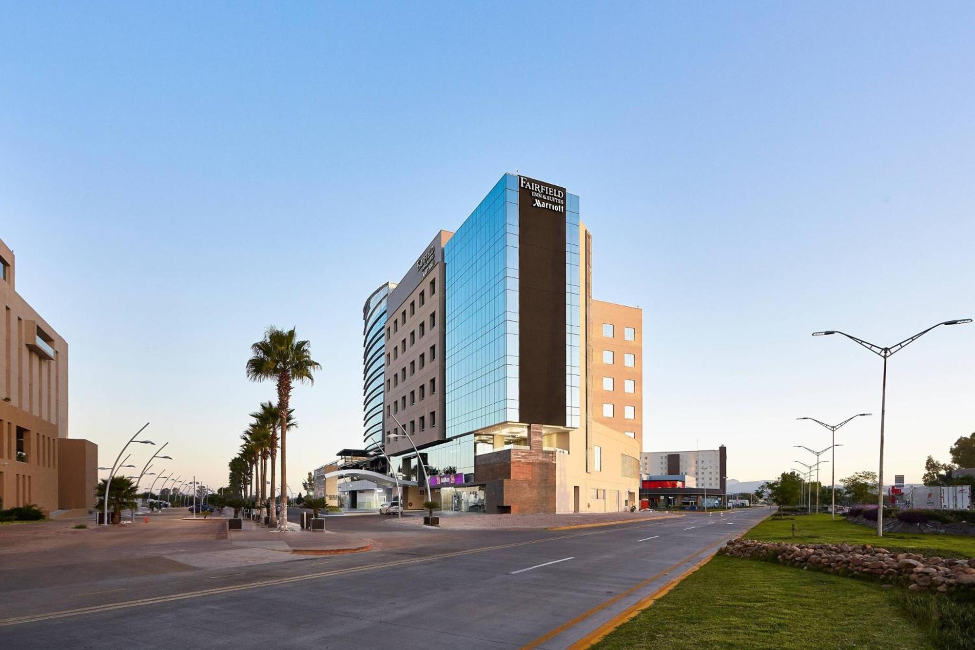 Fairfield Inn & Suites Silao Guanajuato Airport Εξωτερικό φωτογραφία